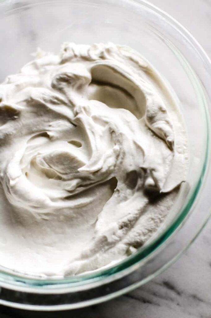 Easy Creamy Frosting 1